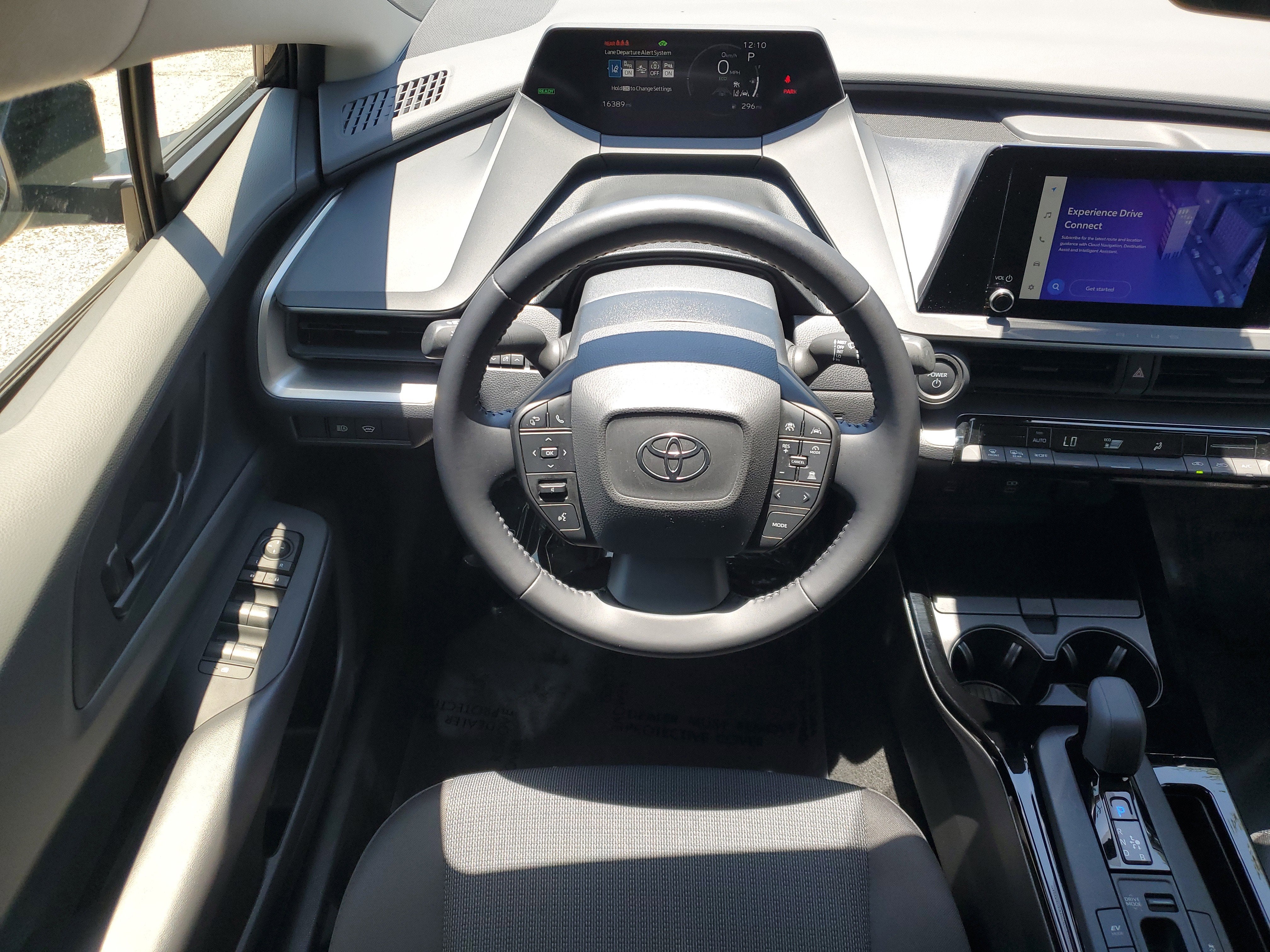 2024 Toyota Prius LE