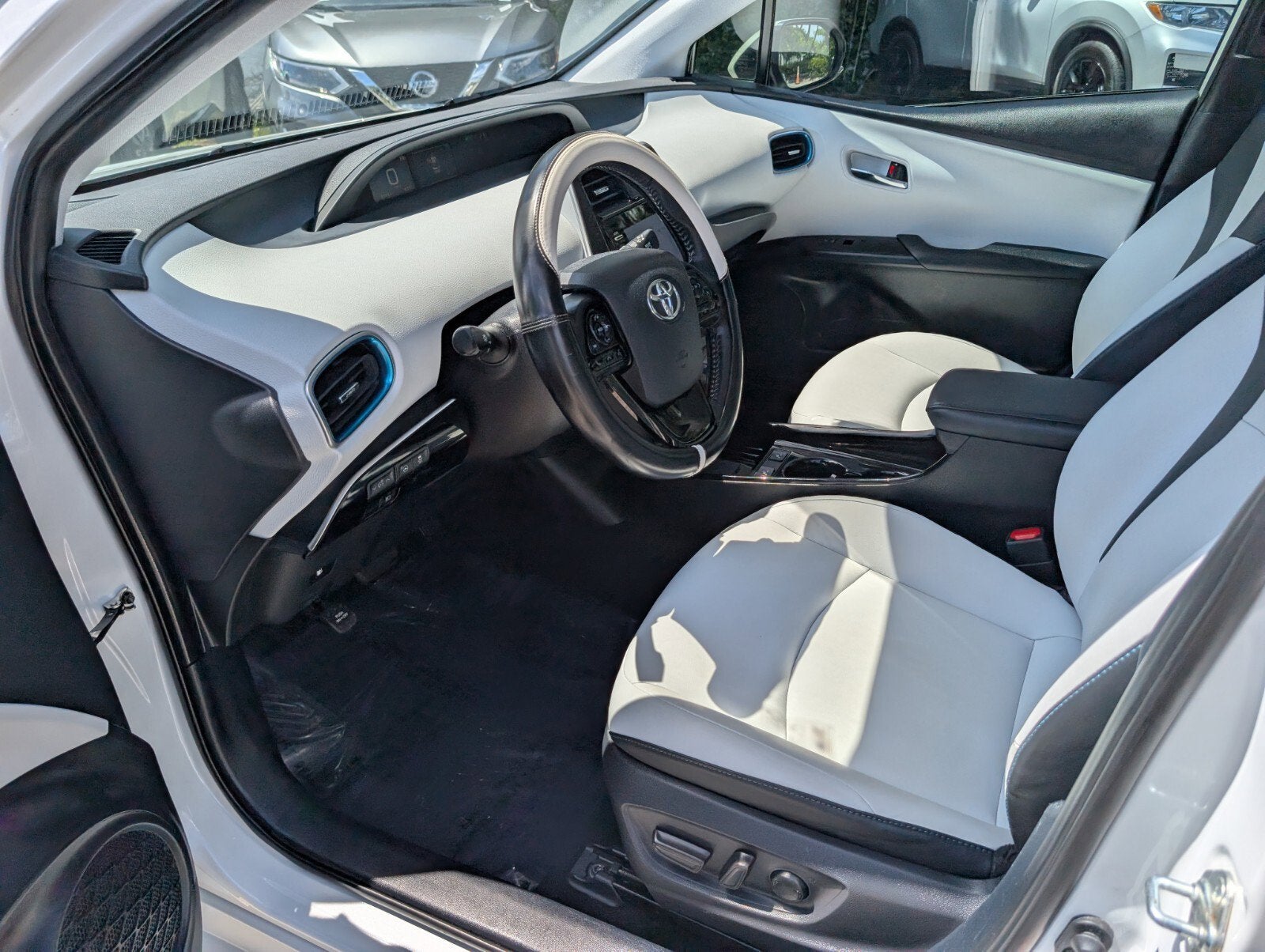 2021 Toyota Prius XLE