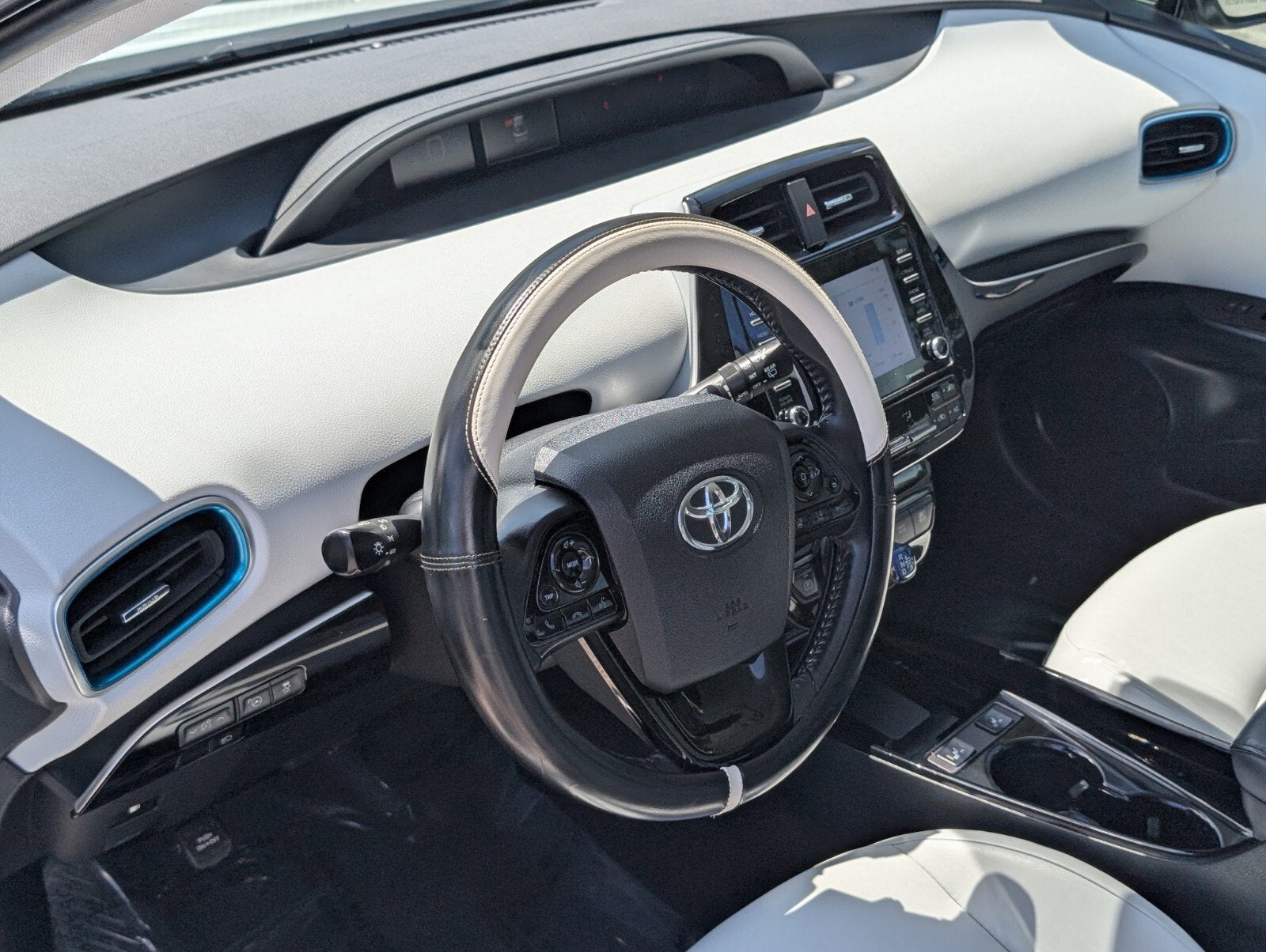 2021 Toyota Prius XLE