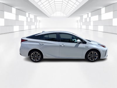 2021 Toyota Prius XLE