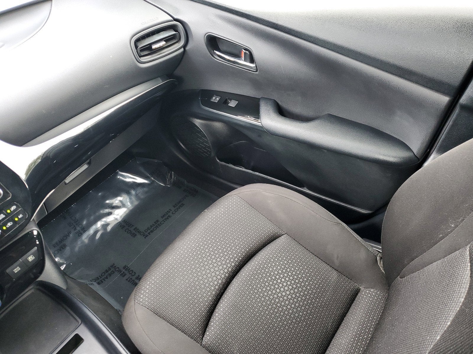 2020 Toyota Prius L Eco