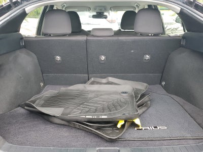 2020 Toyota Prius L Eco