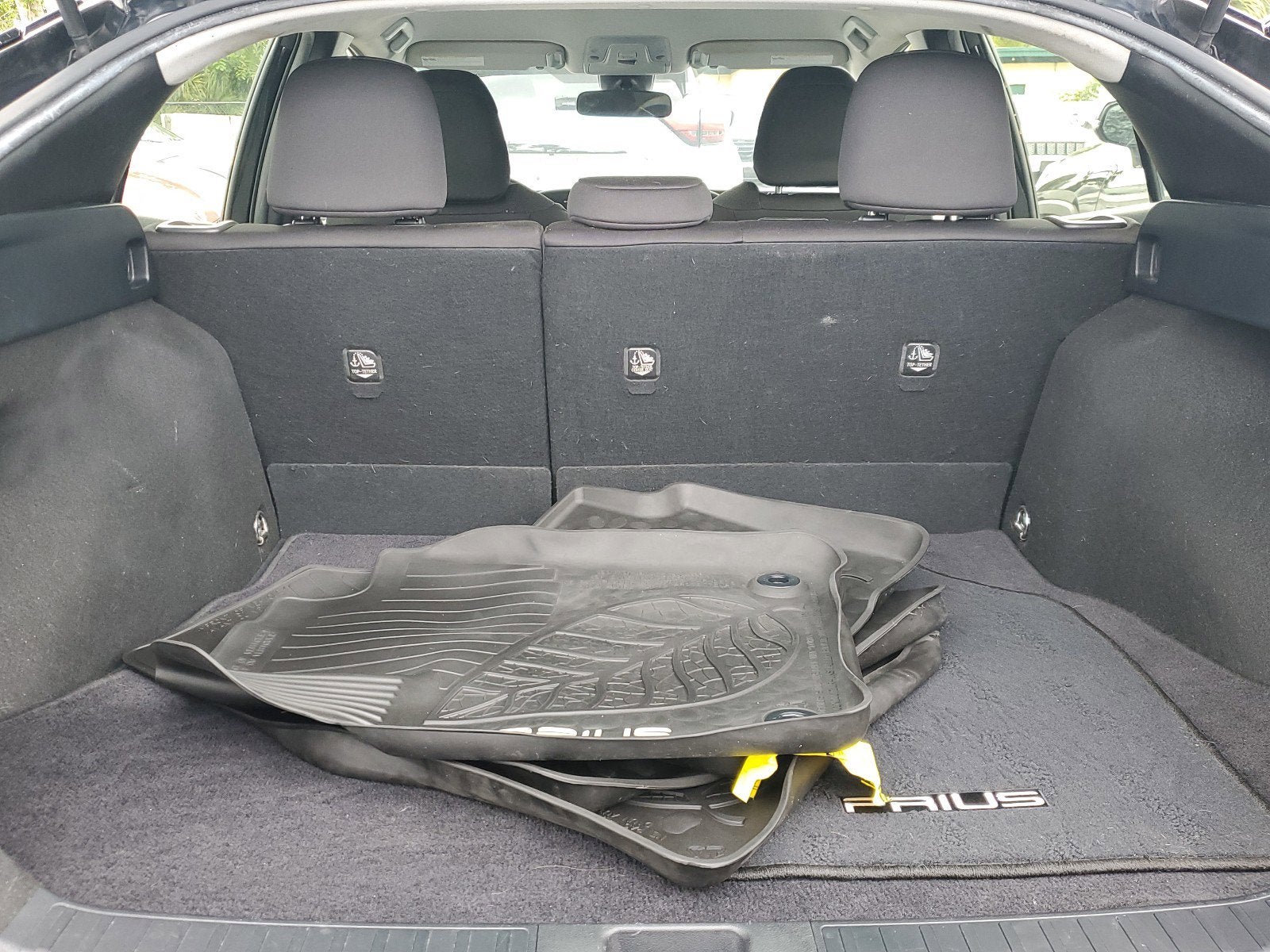 2020 Toyota Prius L Eco