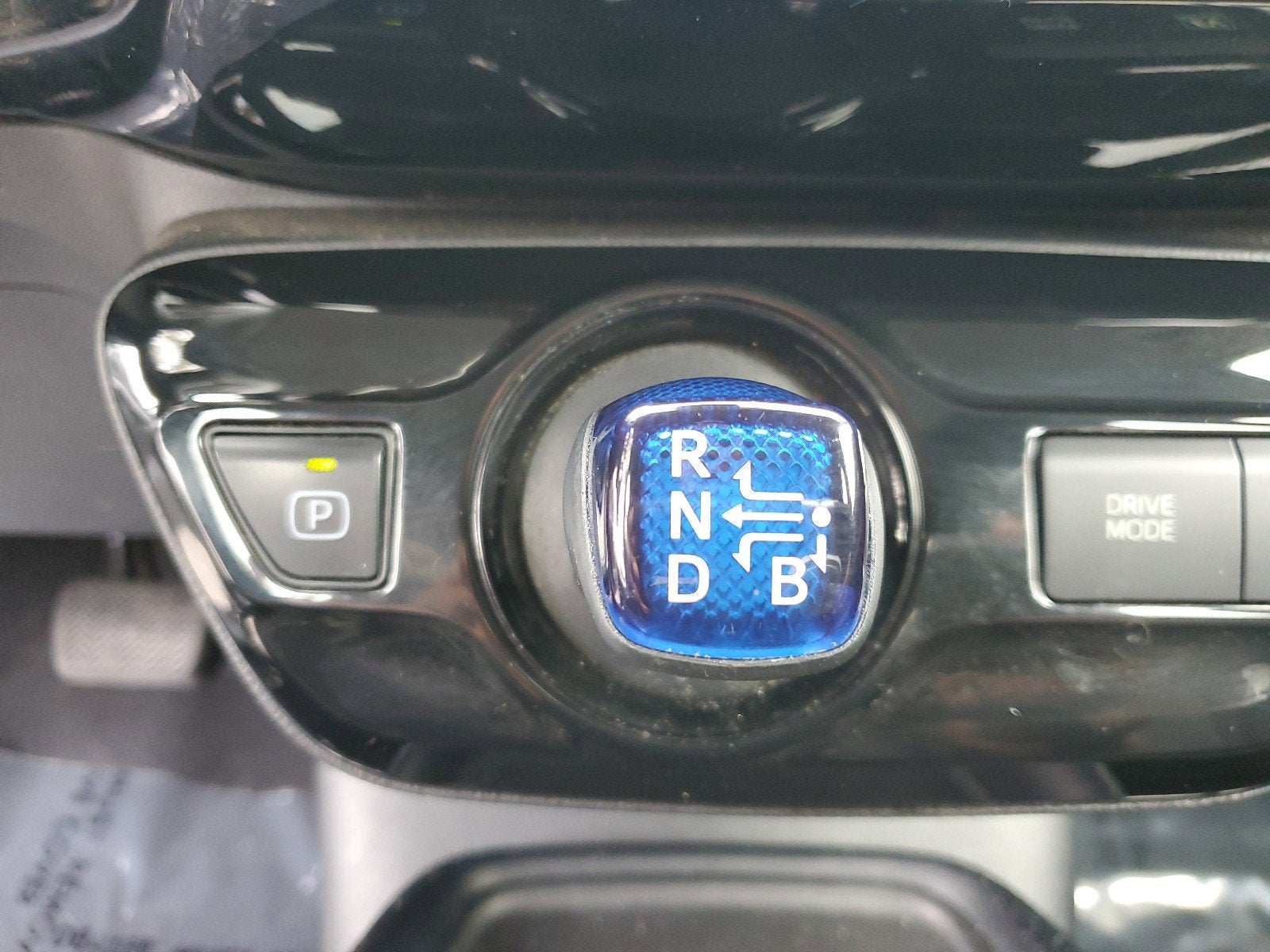 2020 Toyota Prius L Eco