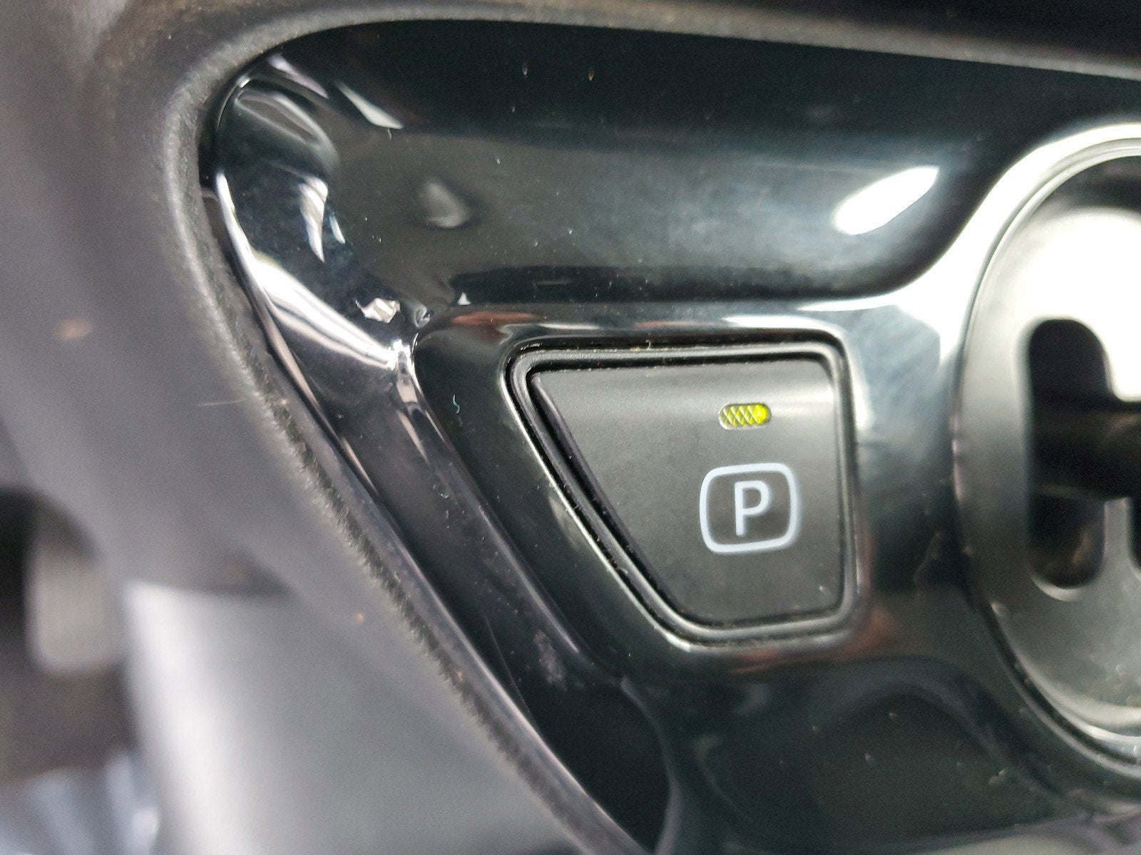 2020 Toyota Prius L Eco