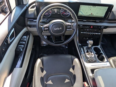 2024 Kia Carnival EX