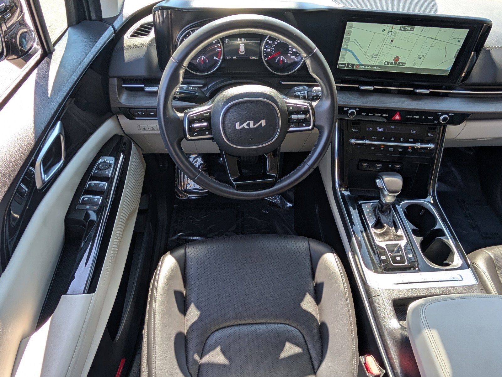 2024 Kia Carnival EX