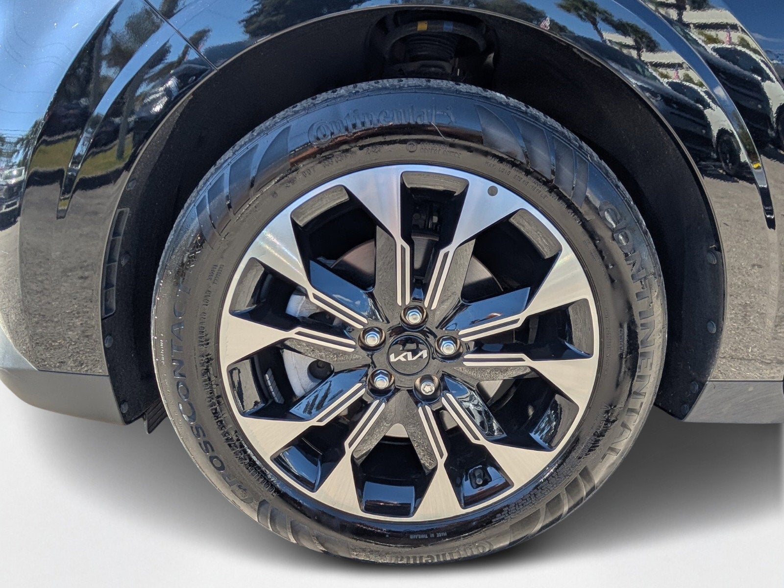 2024 Kia Carnival EX