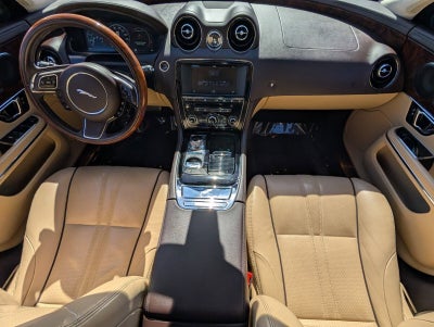 2017 Jaguar XJ XJ R-Sport