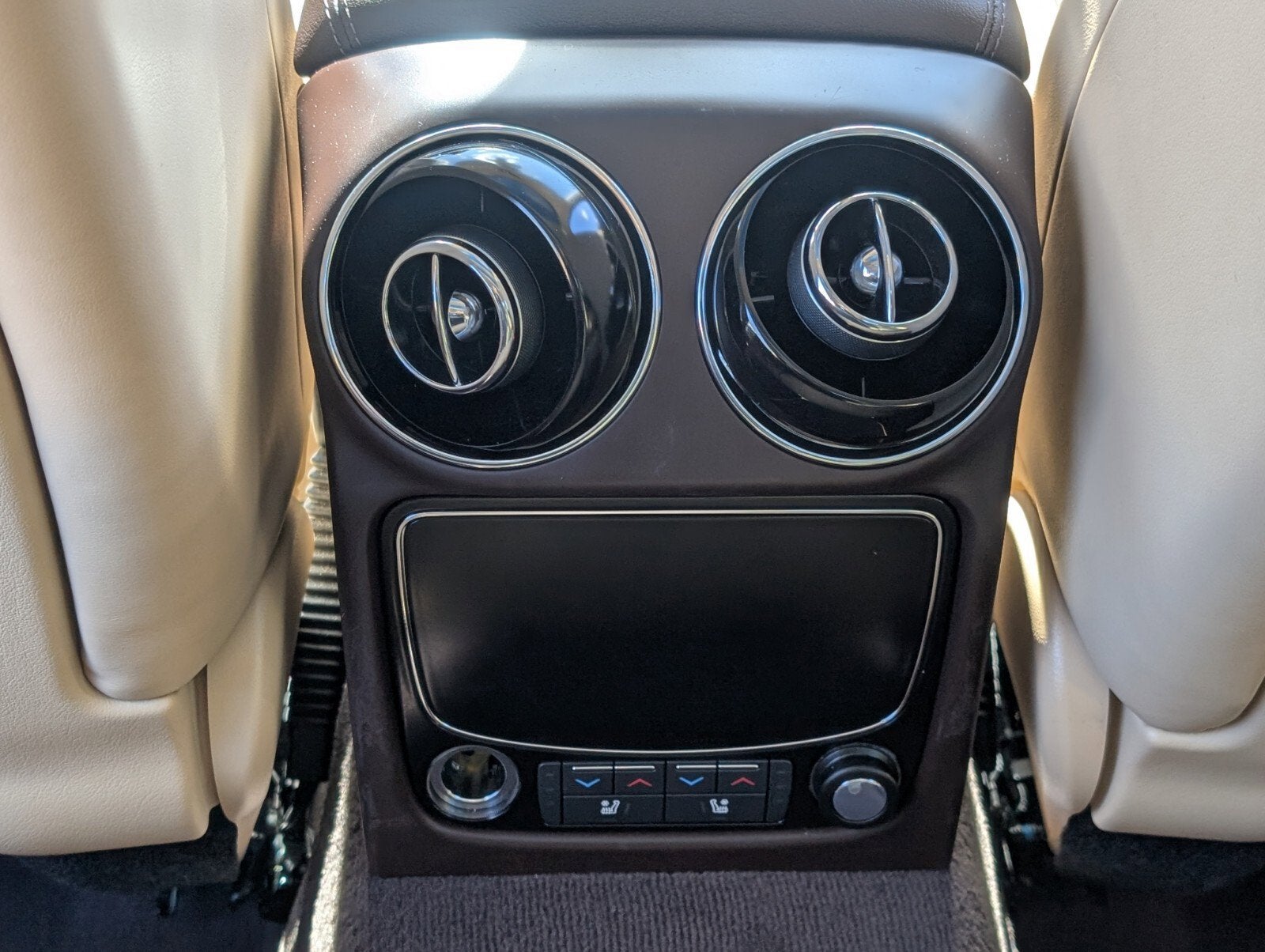 2017 Jaguar XJ XJ R-Sport