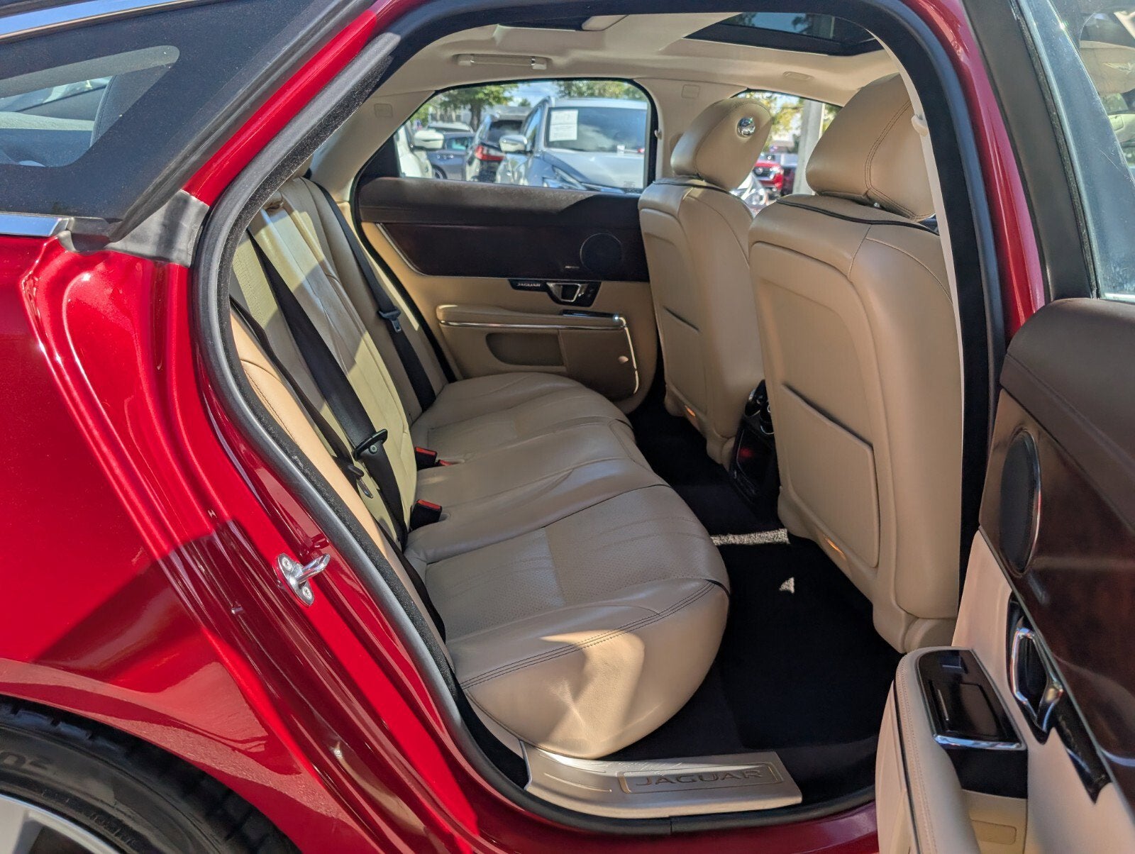 2017 Jaguar XJ XJ R-Sport