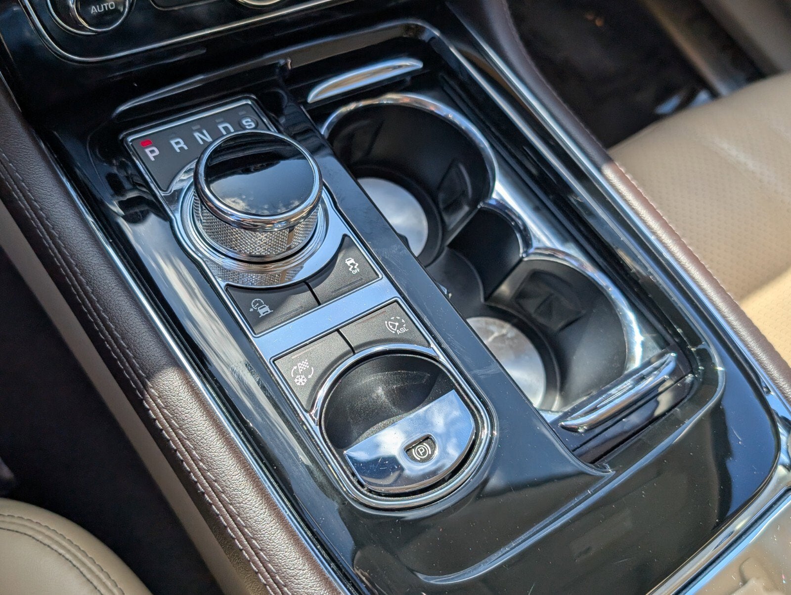 2017 Jaguar XJ XJ R-Sport