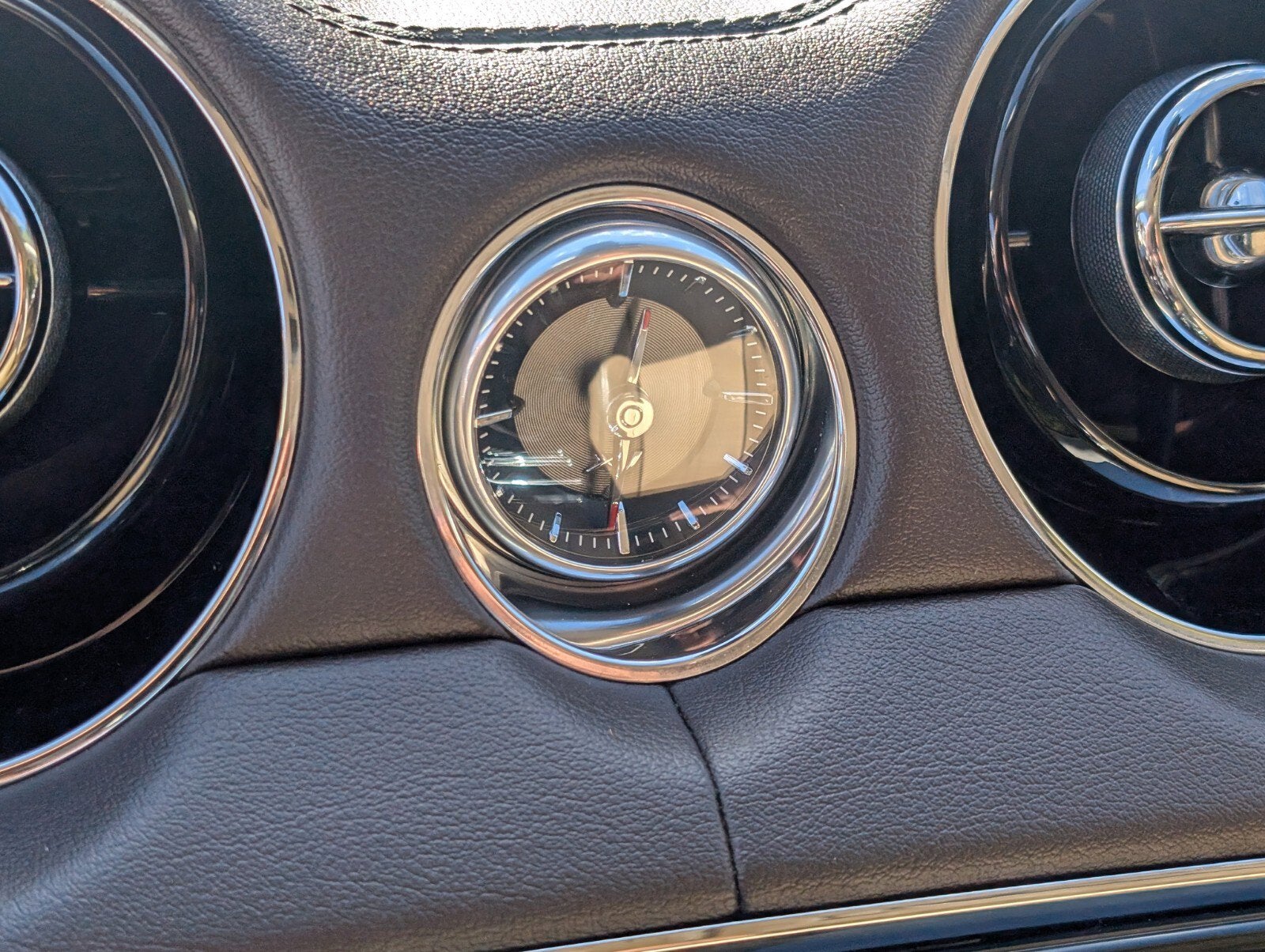 2017 Jaguar XJ XJ R-Sport