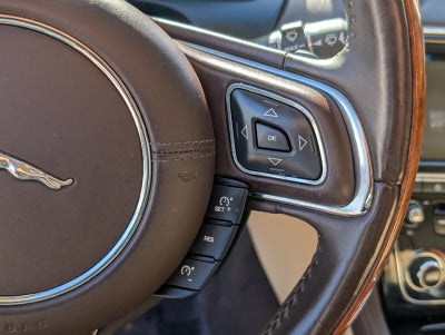 2017 Jaguar XJ XJ R-Sport