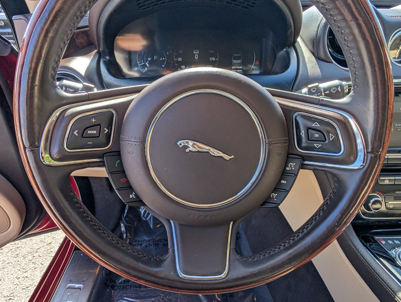 2017 Jaguar XJ XJ R-Sport