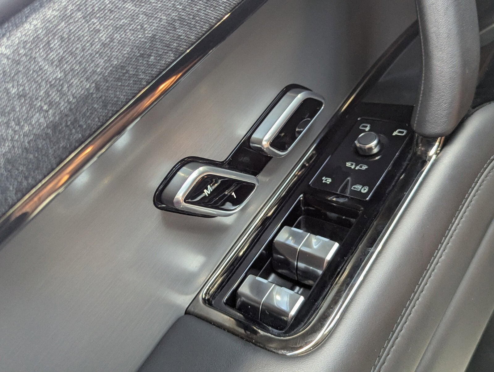 2023 Land Rover Range Rover Sport SE