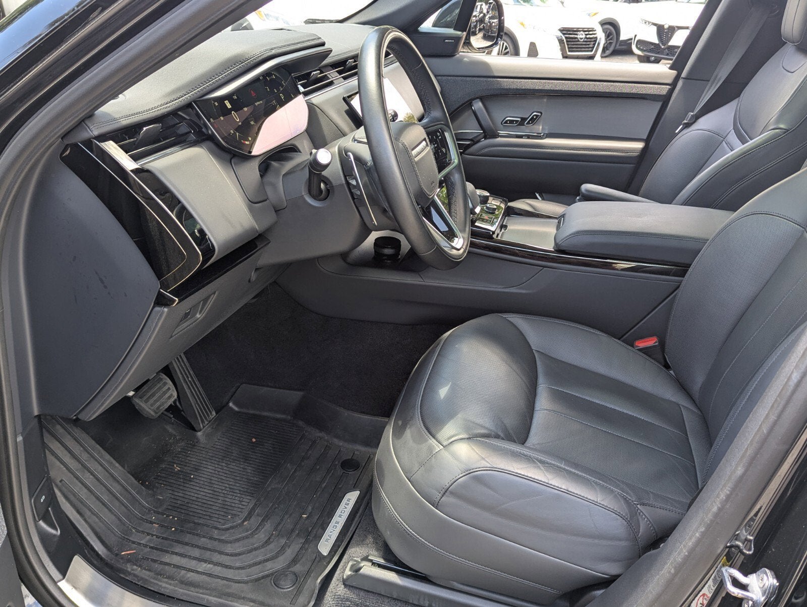 2023 Land Rover Range Rover Sport SE
