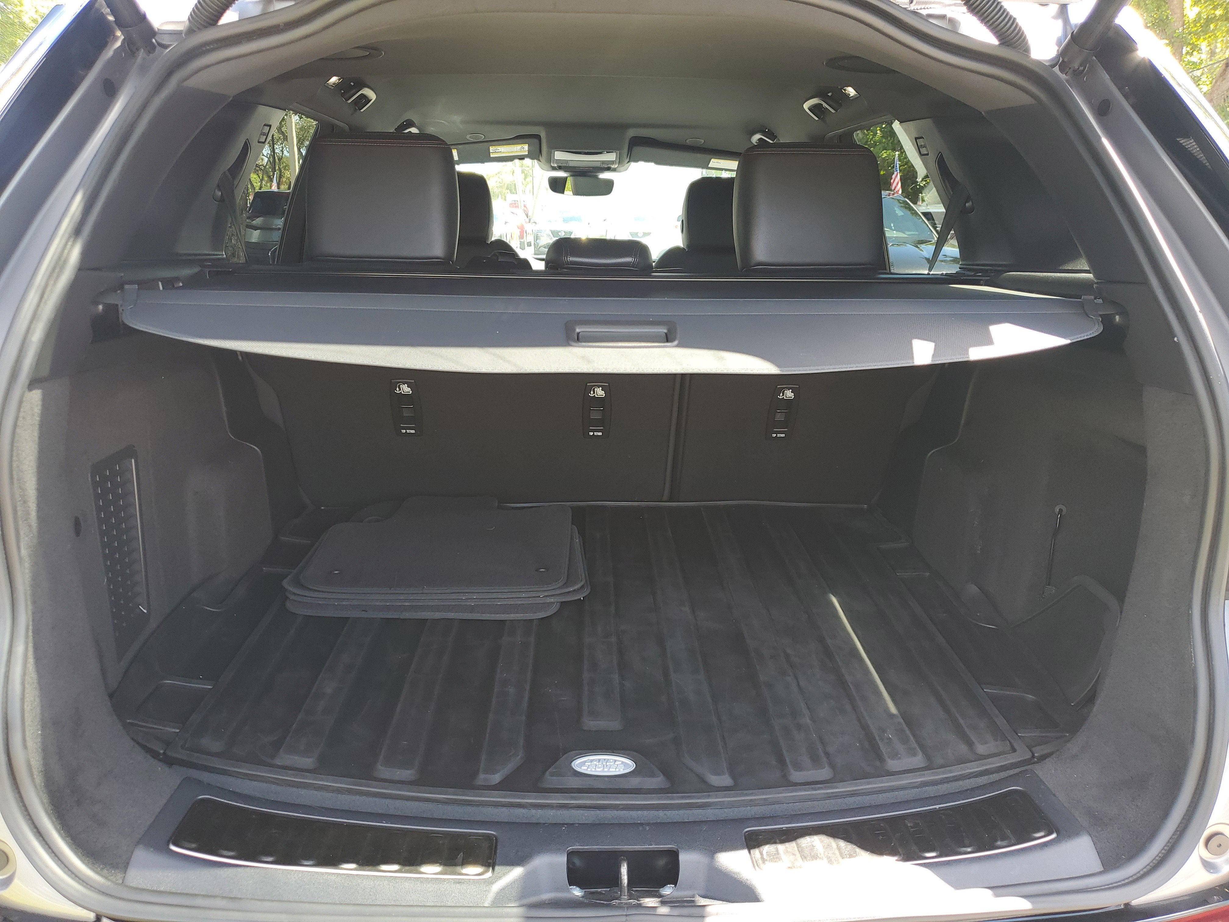 2023 Land Rover Discovery Sport SE R-Dynamic