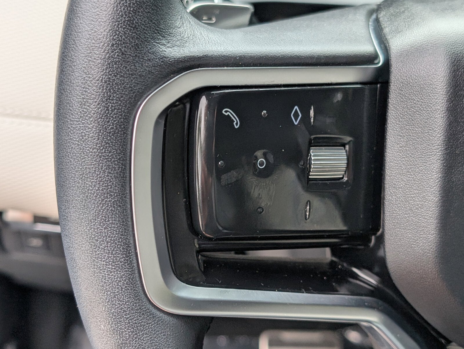 2023 Land Rover Discovery Sport S R-Dynamic