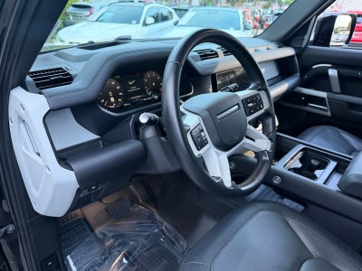 2024 Land Rover Defender X-Dynamic SE