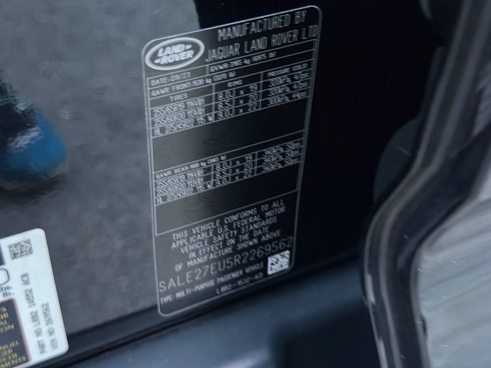 2024 Land Rover Defender X-Dynamic SE