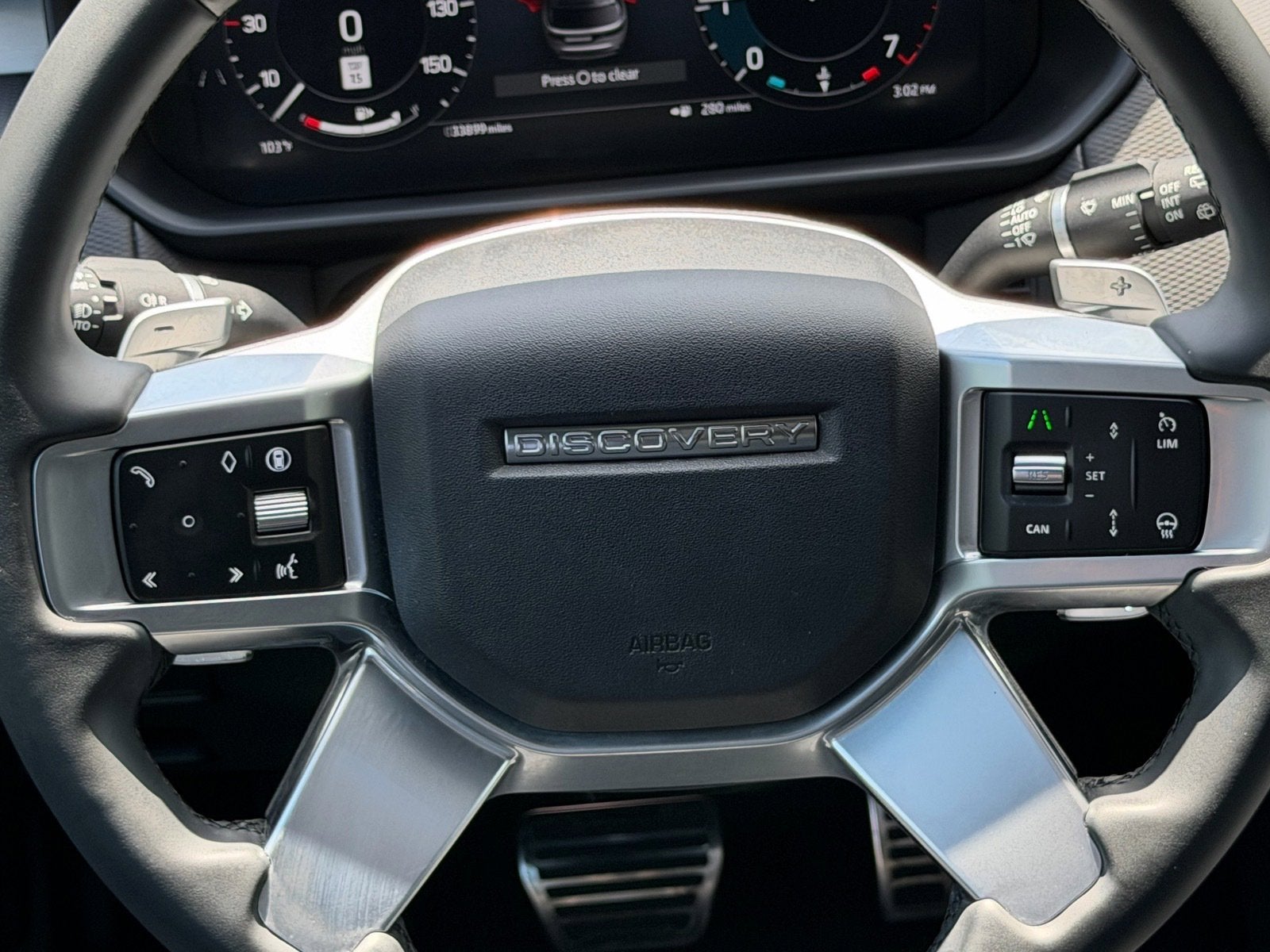 2024 Land Rover Discovery Dynamic SE