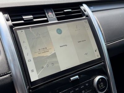 2024 Land Rover Discovery Dynamic SE