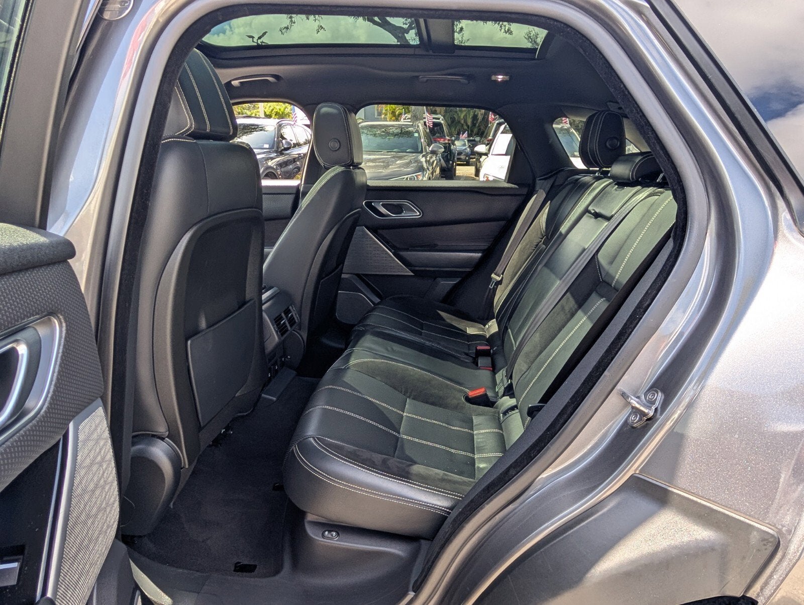 2018 Land Rover Range Rover Velar R-Dynamic SE