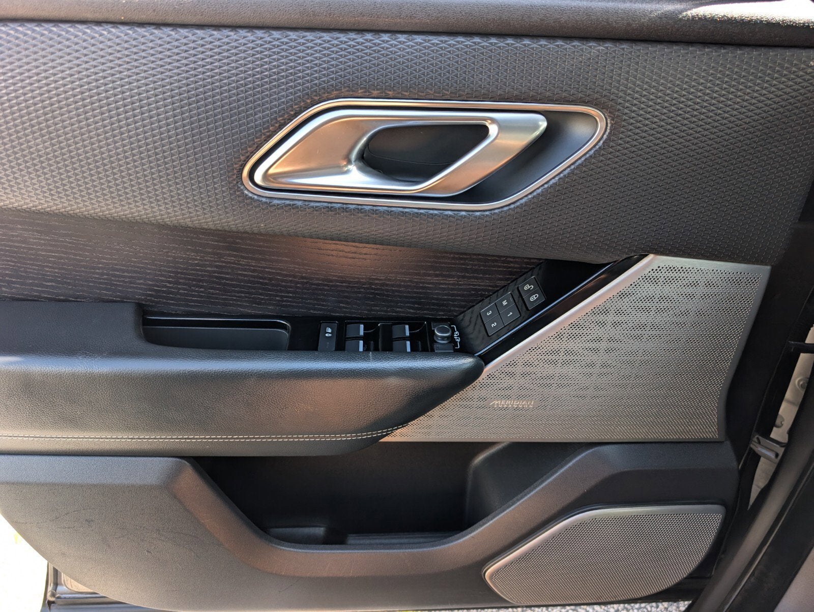 2018 Land Rover Range Rover Velar R-Dynamic SE