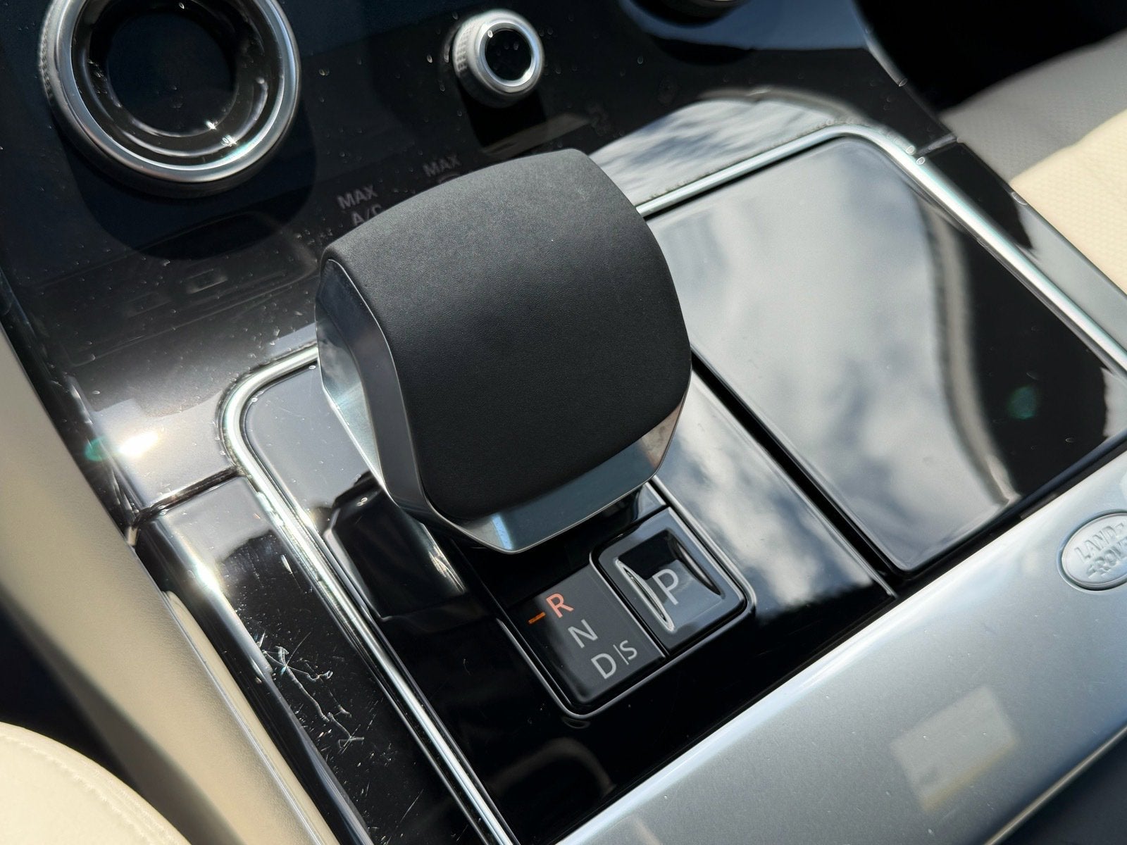2022 Land Rover Range Rover Velar R-Dynamic S