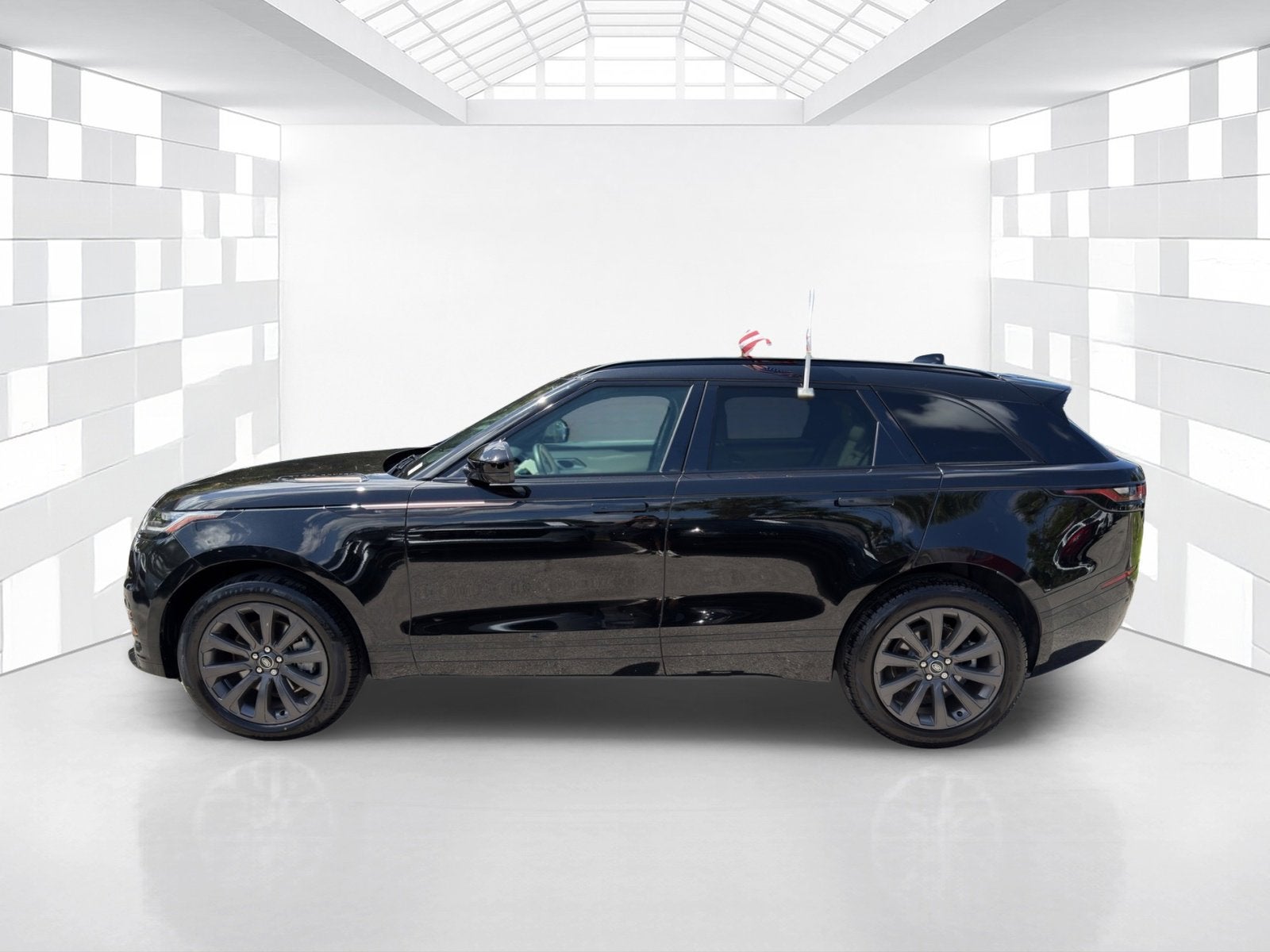2022 Land Rover Range Rover Velar R-Dynamic S