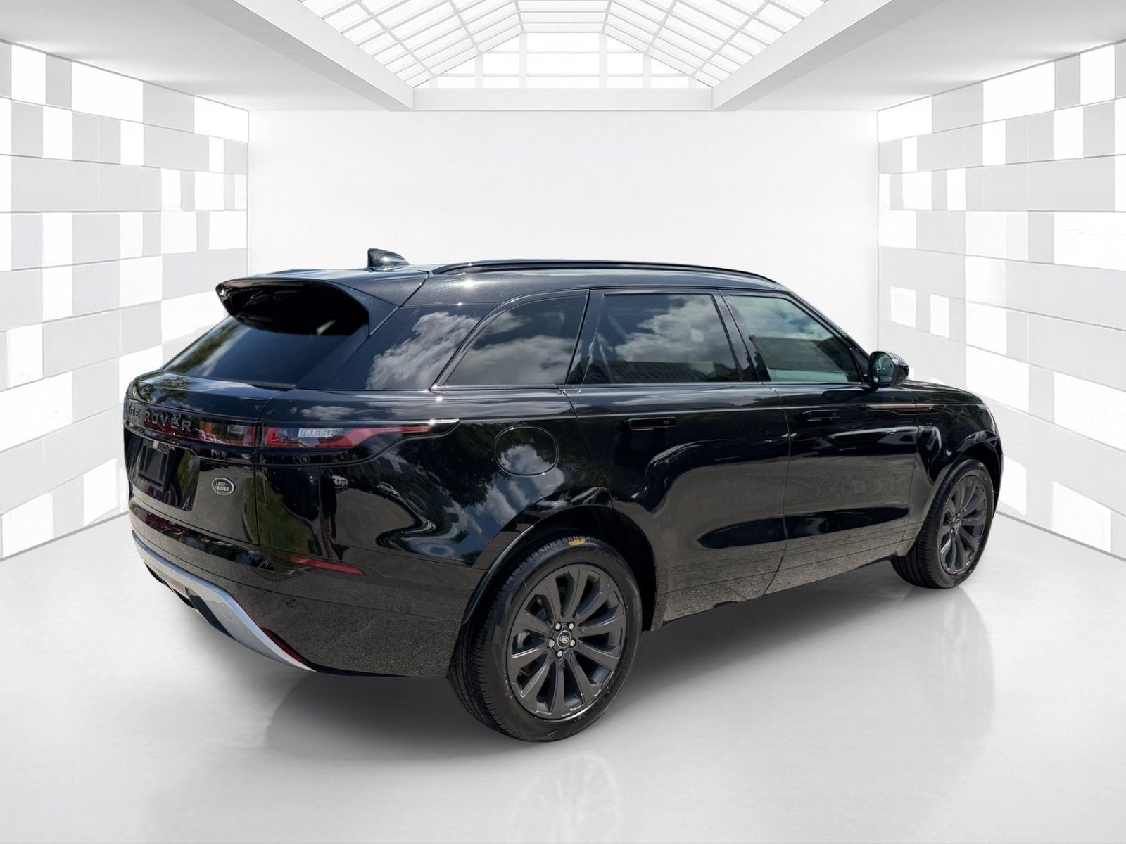 2022 Land Rover Range Rover Velar R-Dynamic S