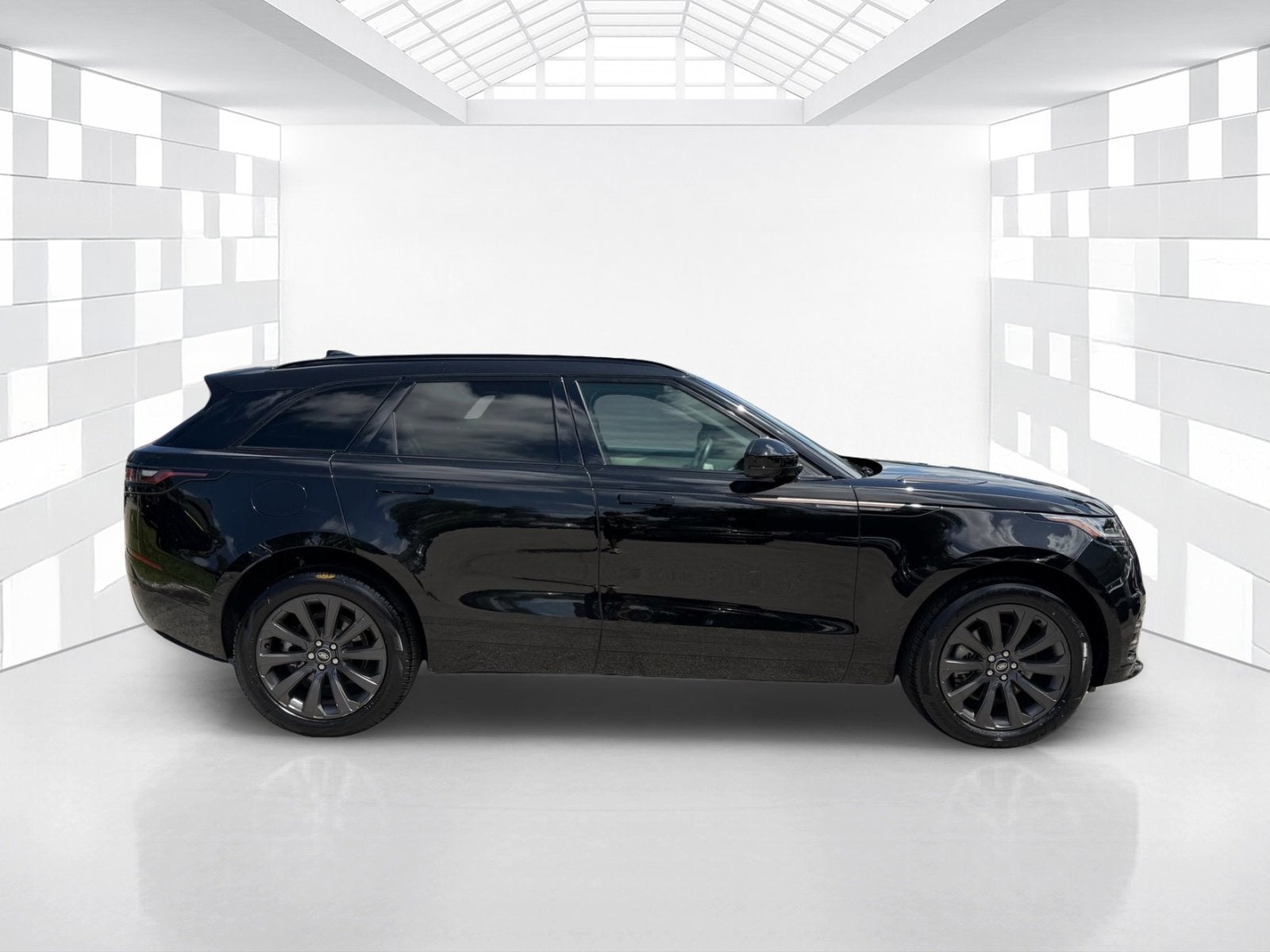 2022 Land Rover Range Rover Velar R-Dynamic S