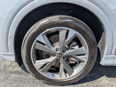 2024 Audi Q4 e-tron Premium Plus