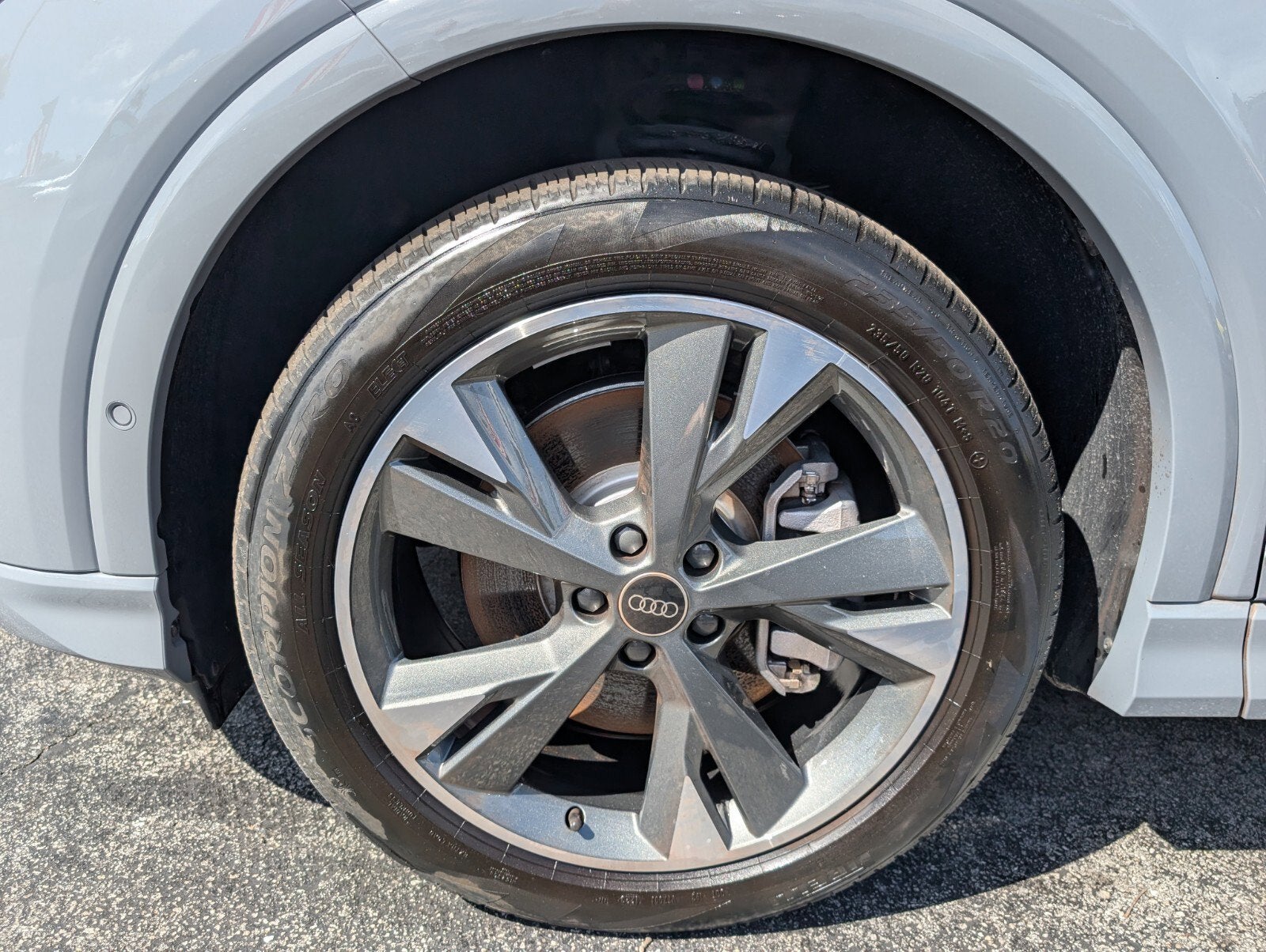 2024 Audi Q4 e-tron Premium Plus