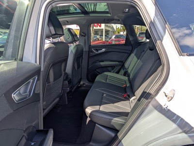 2024 Audi Q4 e-tron Premium Plus