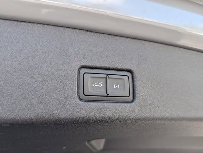 2024 Audi Q4 e-tron Premium Plus