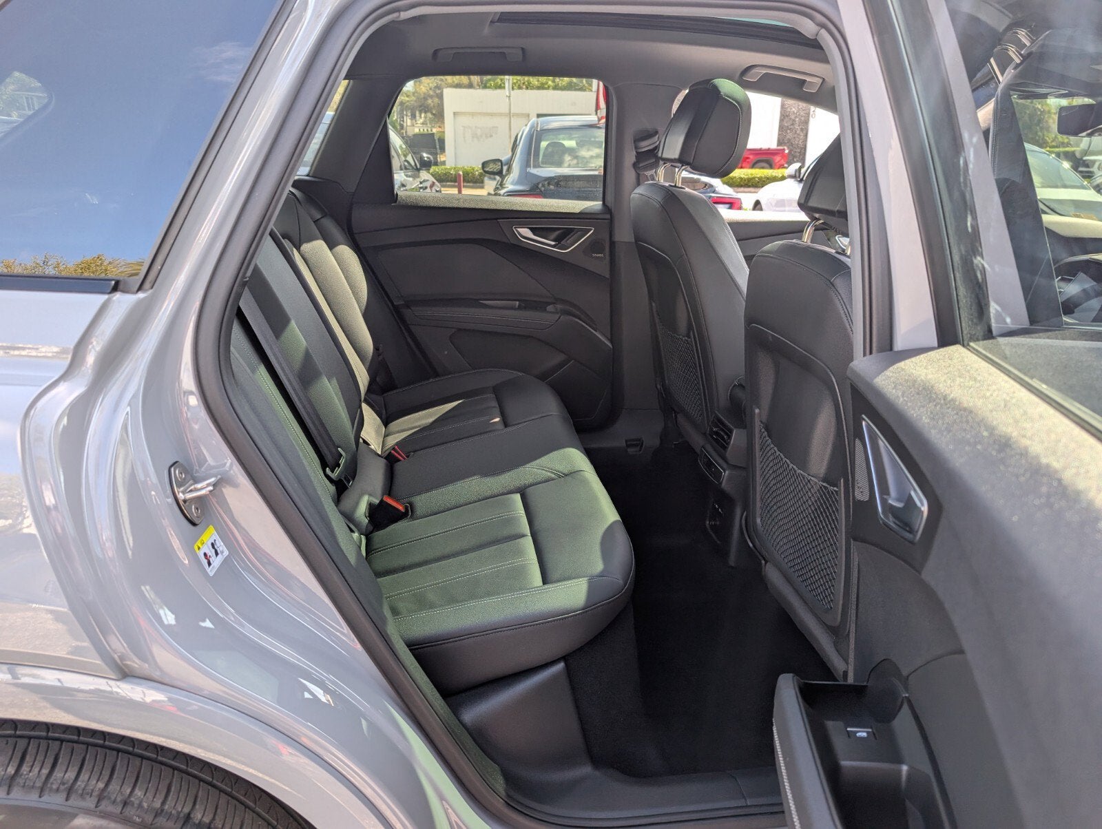 2024 Audi Q4 e-tron Premium Plus