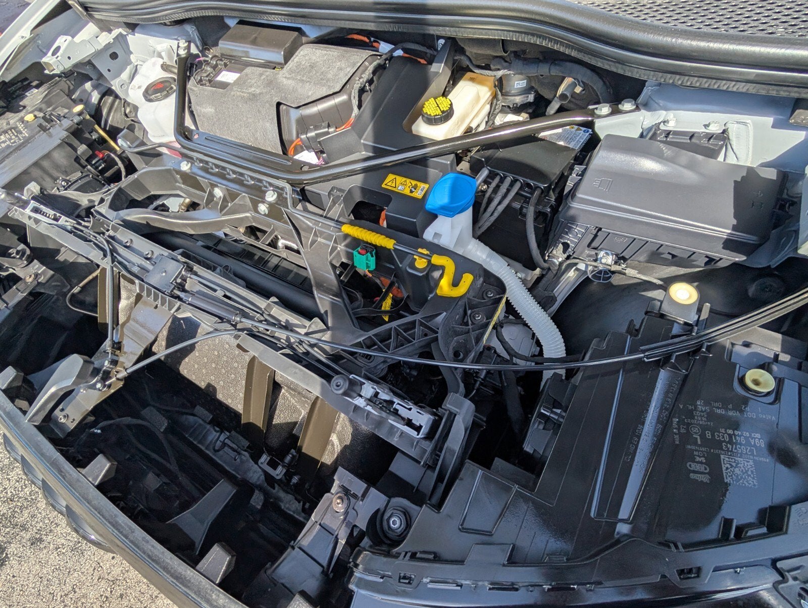 2024 Audi Q4 e-tron Premium Plus