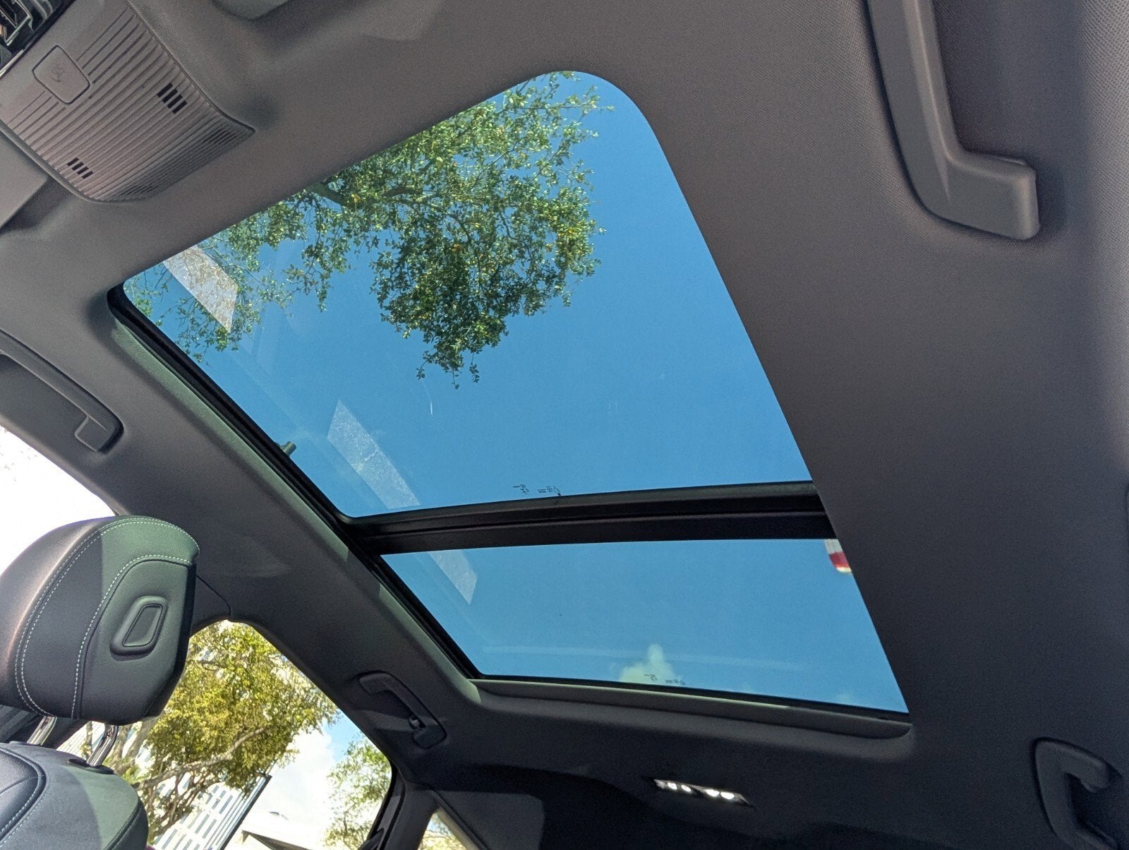 2024 Audi Q4 e-tron Premium Plus