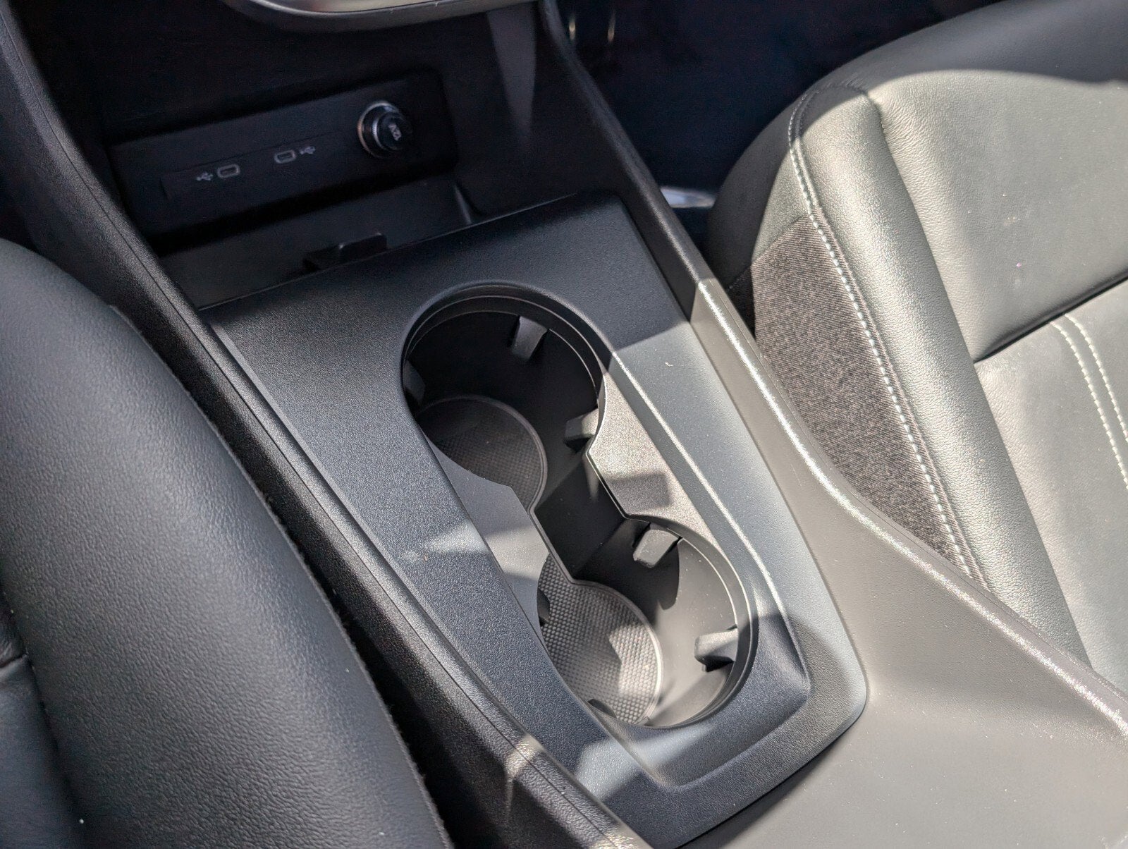 2024 Audi Q4 e-tron Premium Plus