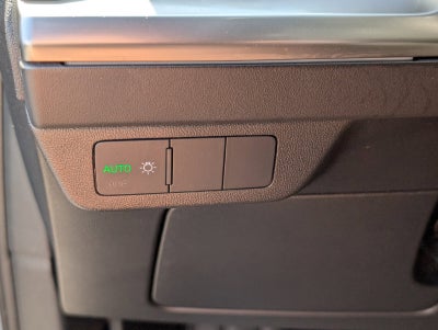 2024 Audi Q4 e-tron Premium Plus