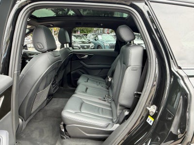 2025 Audi Q7 Premium Plus