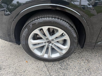2025 Audi Q7 Premium Plus