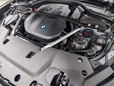 2023 BMW 7 Series 740i