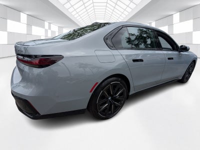 2023 BMW 7 Series 740i