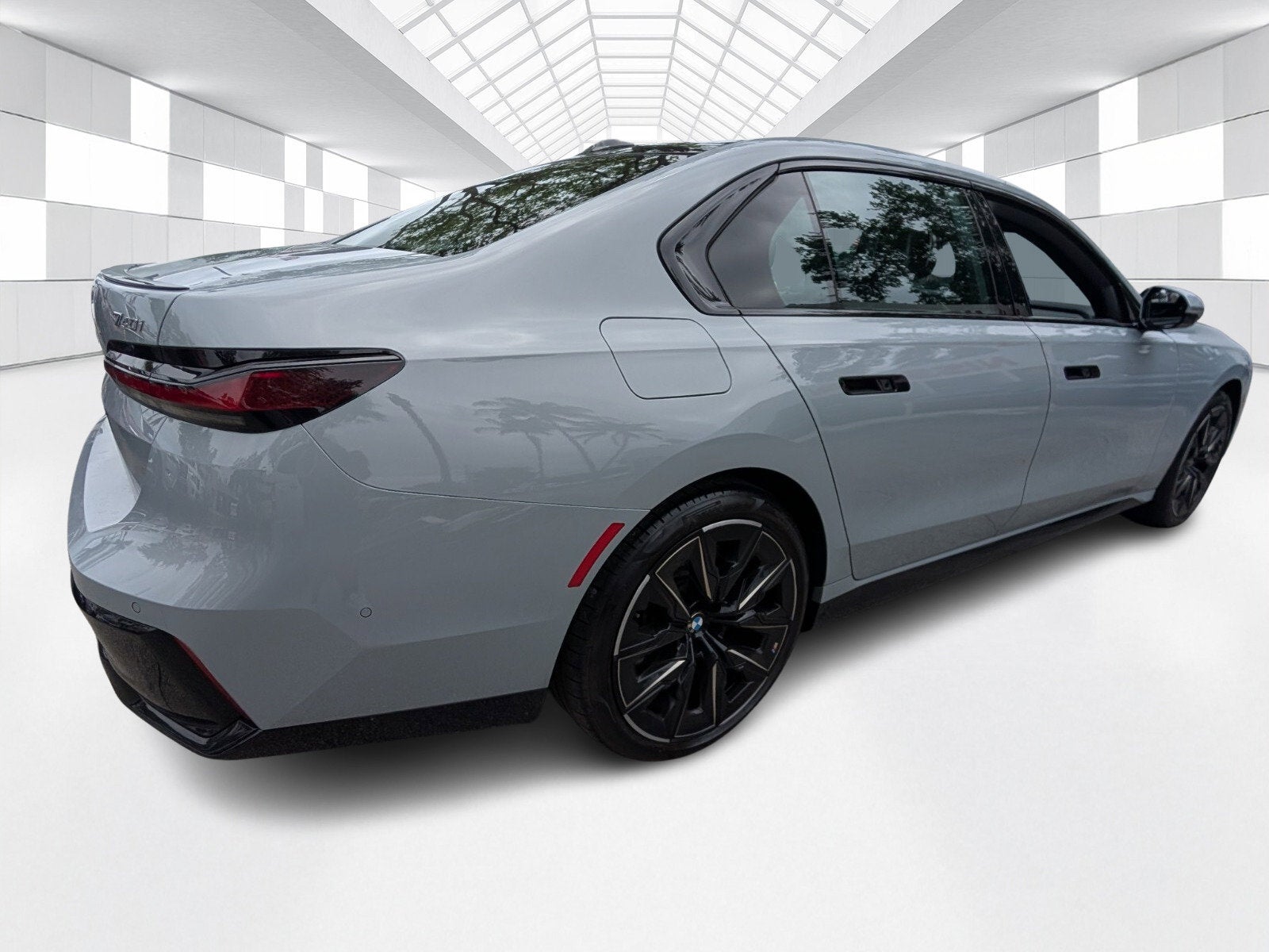 2023 BMW 7 Series 740i