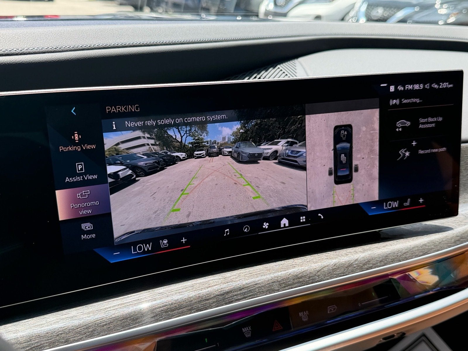 2023 BMW 7 Series 740i
