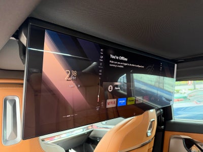 2023 BMW 7 Series 740i