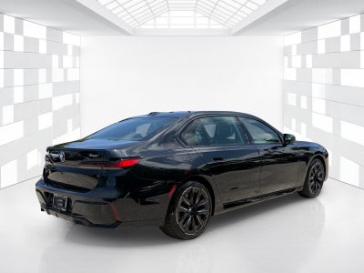 2023 BMW 7 Series 740i